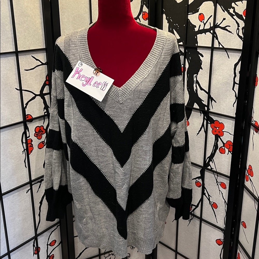 #54. 🪷Knit vneck sweater. 22/24. 2x